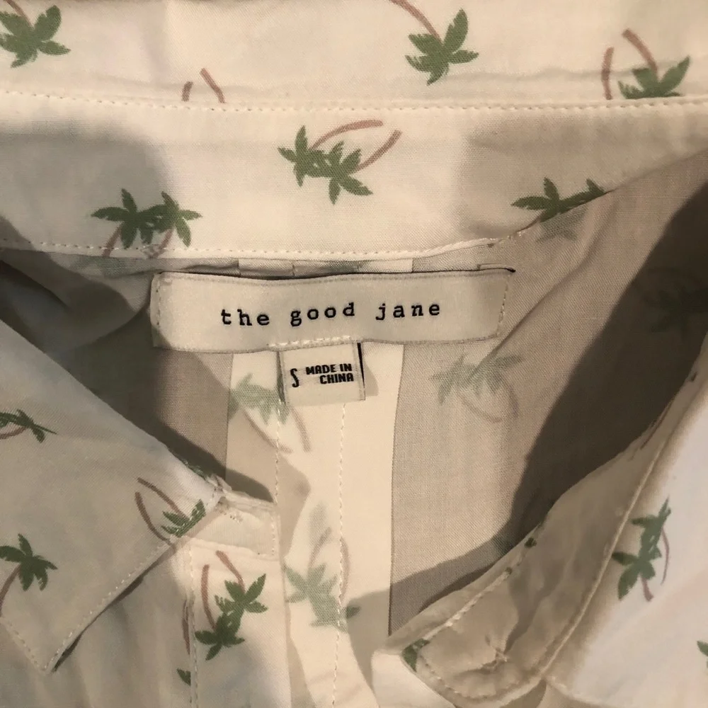 Crop Top - Picture 4 of 5